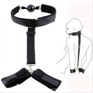 Khóa hàm và còng tay cực dị
