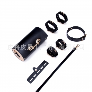 Bộ đồ chơi SM da cao cấp kèm túi đựng sang chảnh  