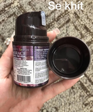 Gel cao cấp Embrace làm se khít âm đạo 